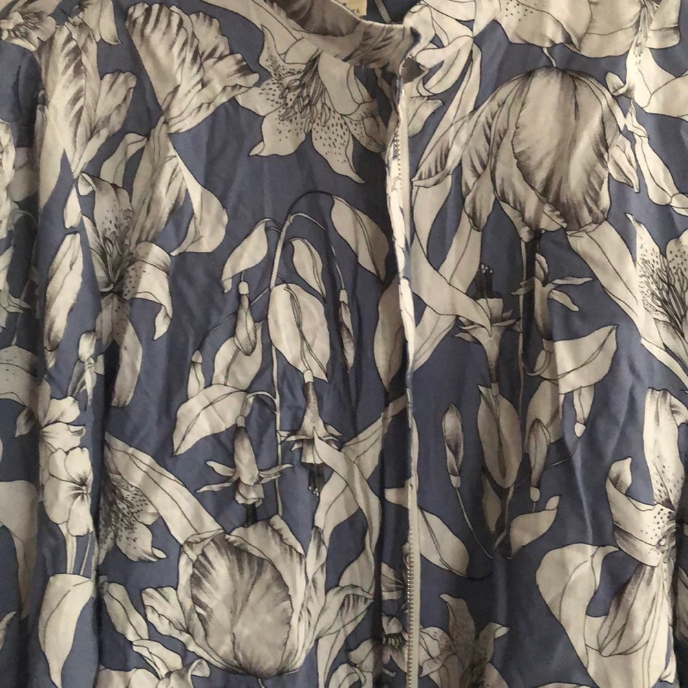 Floral Jacket - Picture 3 of 3